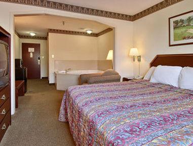 Days Inn & Suites By Wyndham Huntsville Habitación foto